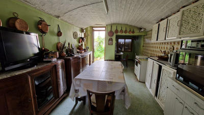 Maison ancienne - 181 m² - 8 pièces