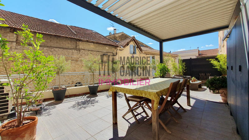 Appartement - 96 m² - 4 pièces