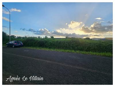 Terrain constructible - 1 006 m²