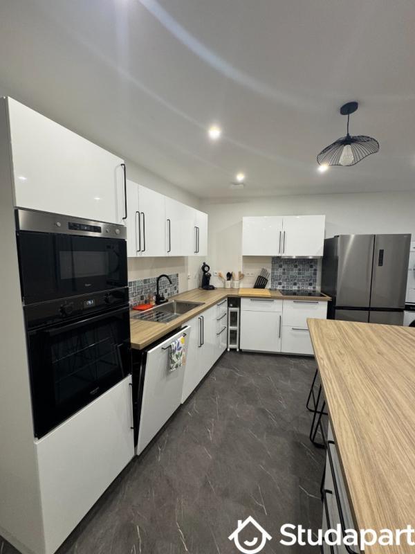 Chambre - 10 m² - 1 pièce