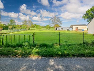 Terrain constructible - 943 m²