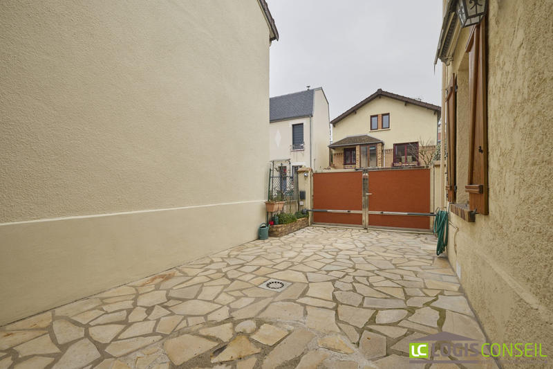 Maison - 88 m² - 5 pièces