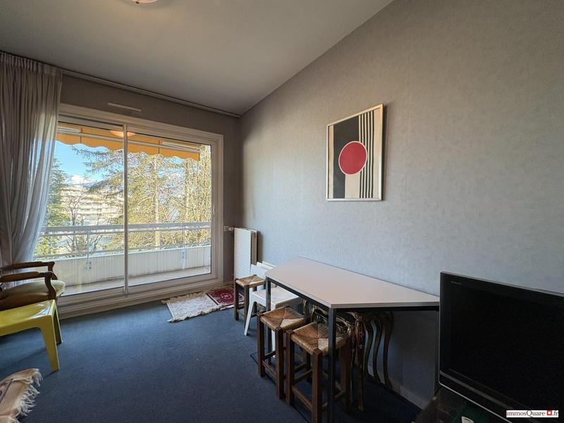 Appartement - 169 m² - 7 pièces