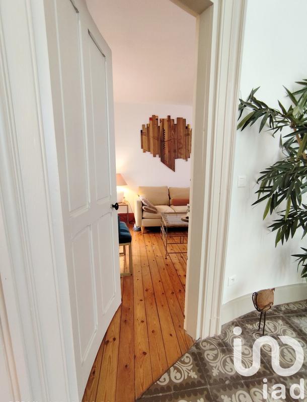 Maison - 282 m² - 9 pièces