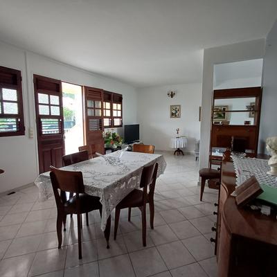 Maison - 160 m² - 7 pièces