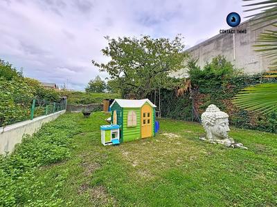 Maison - 82 m² - 4 pièces