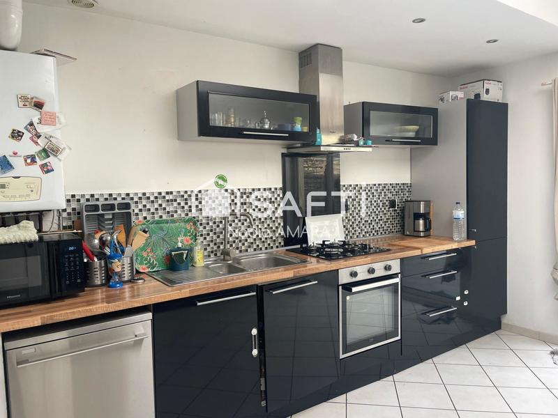 Maison - 90 m² - 6 pièces