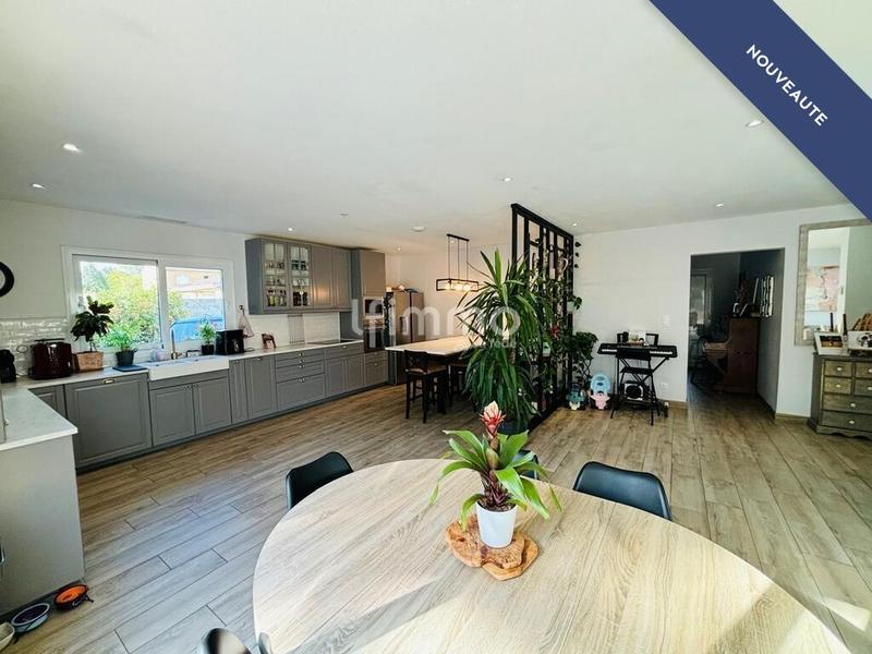 Maison - 146 m² - 6 pièces