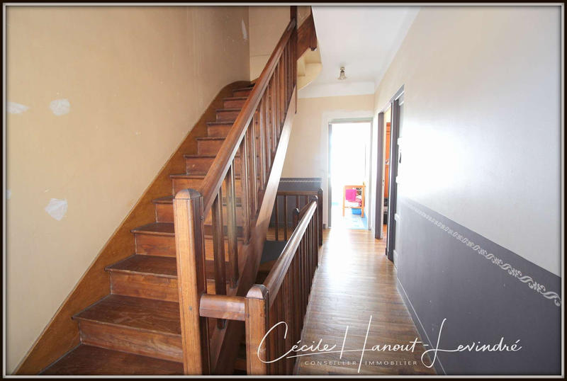 Maison - 177 m² - 7 pièces