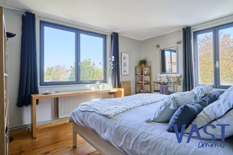 Maison - 194 m² - 5 pièces