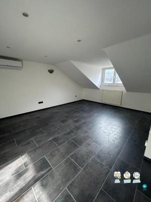 Appartement - 80 m² - 3 pièces