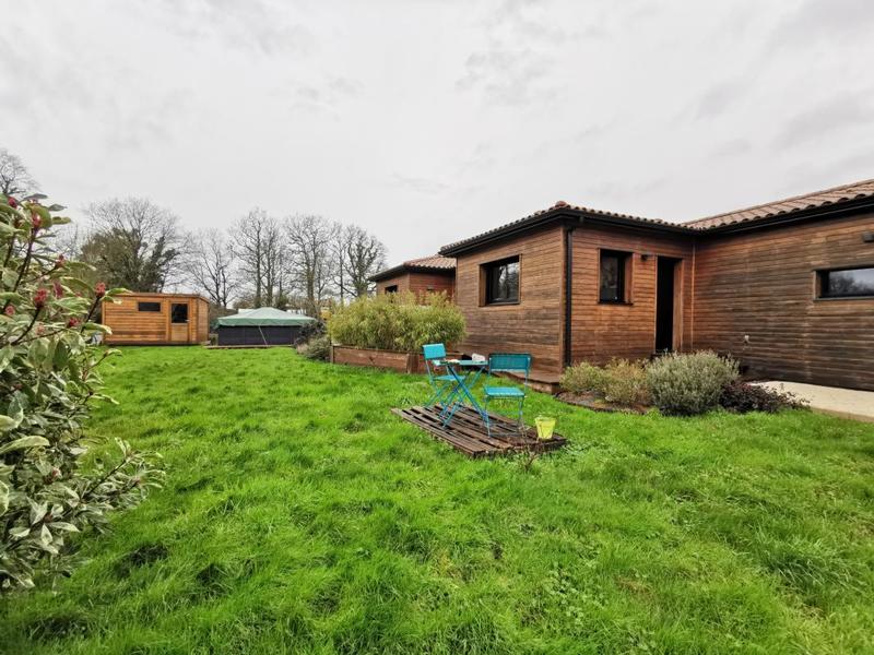 Maison - 97 m² - 5 pièces