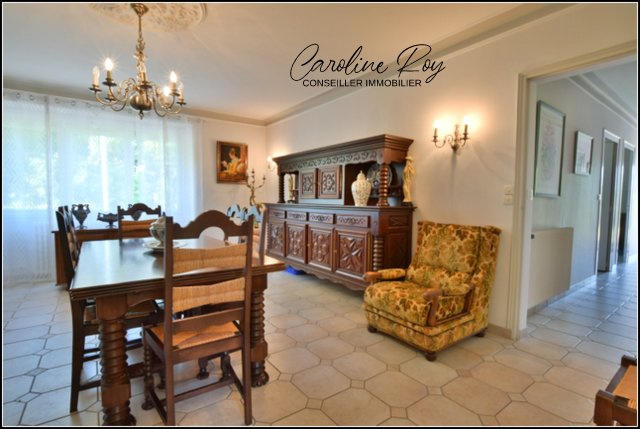 Maison - 159 m² - 6 pièces