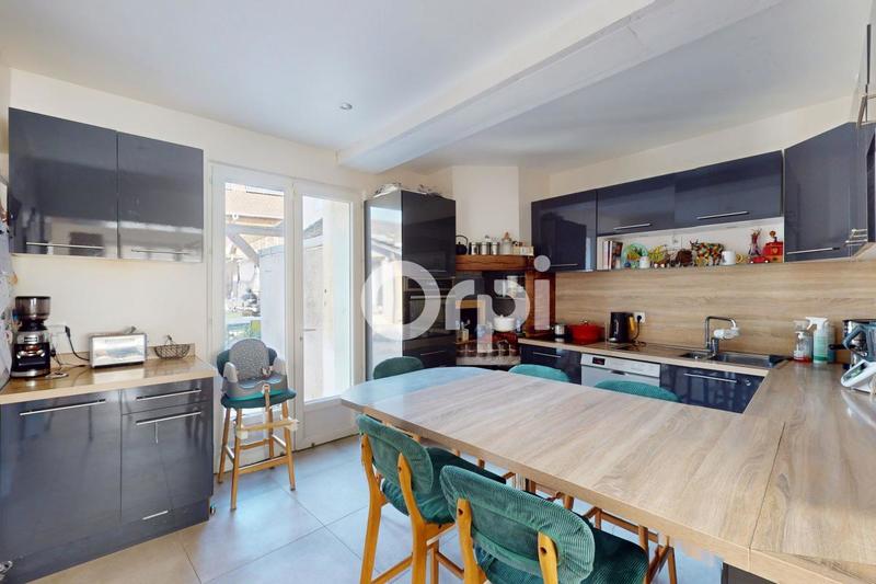 Maison - 142 m² - 7 pièces