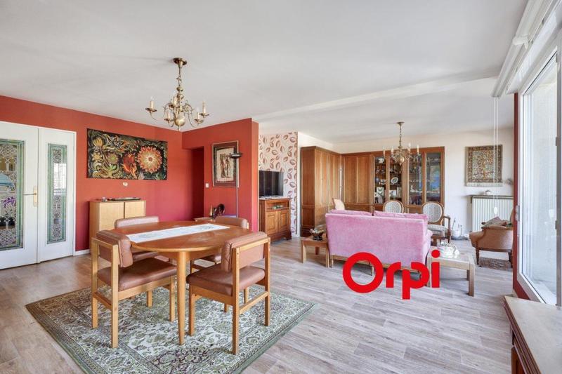 Appartement - 122 m² - 4 pièces