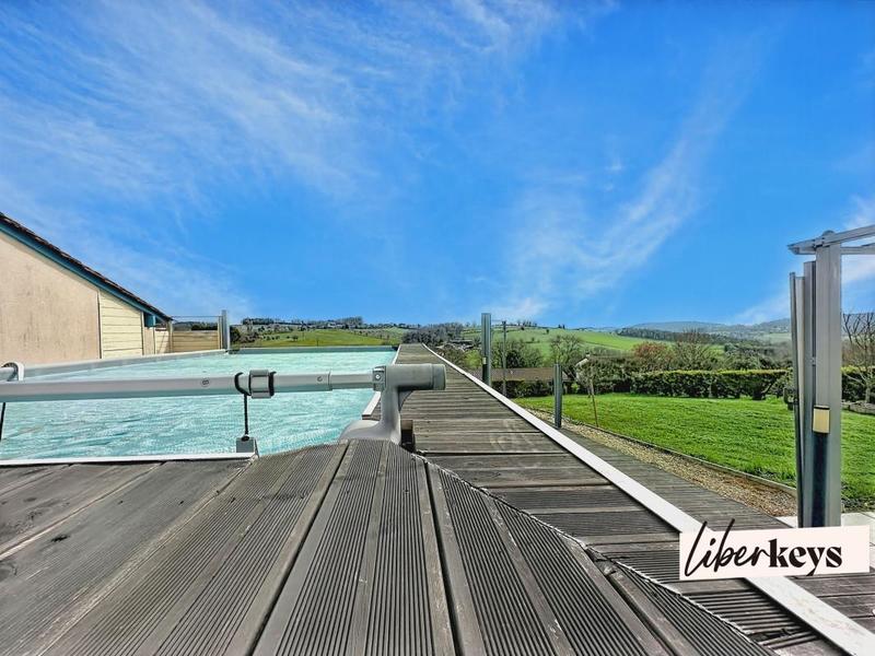 Maison - 91 m² - 4 pièces