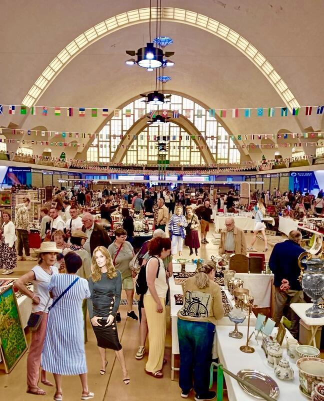 Marché aux puces - halles boulingrin