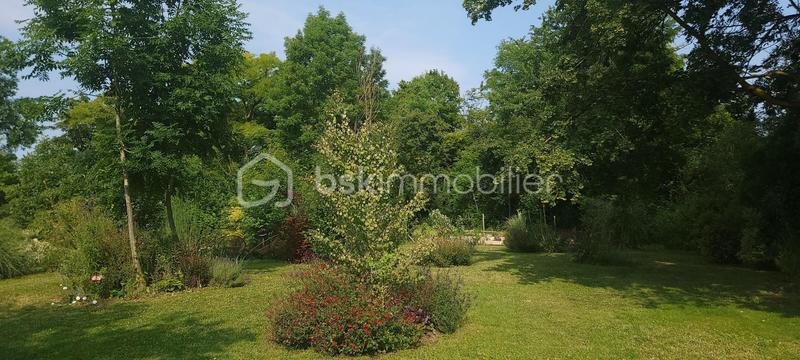 Maison - 161 m² - 8 pièces