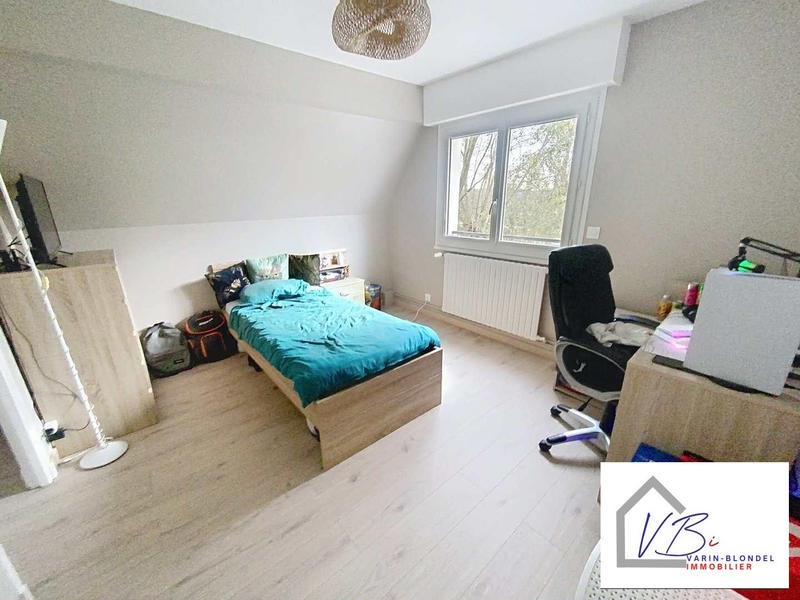 Maison - 187 m² - 7 pièces