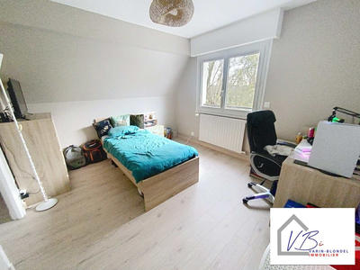 Maison - 187 m² - 7 pièces