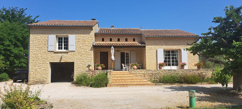 Maison - 141 m² - 6 pièces