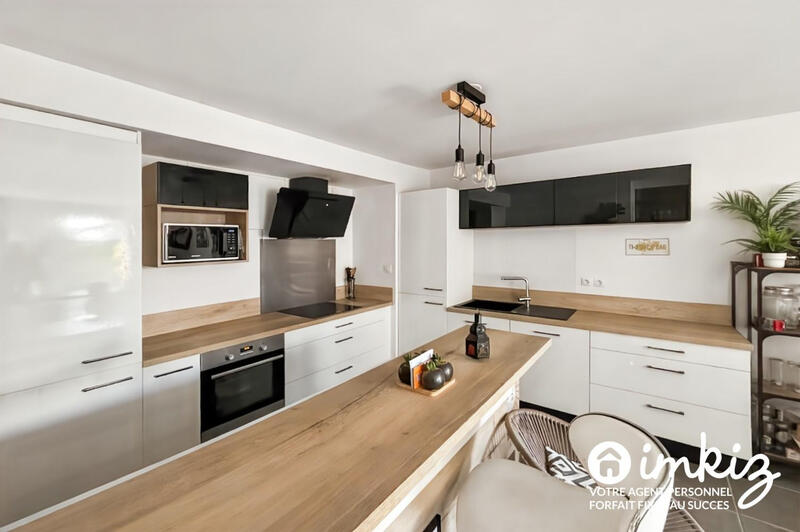 Appartement - 77 m² - 3 pièces