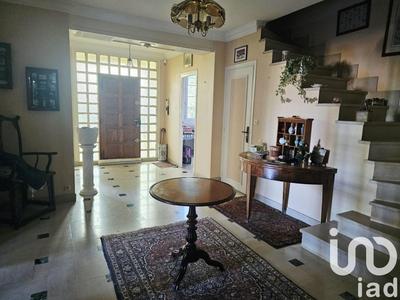 Maison - 197 m² - 5 pièces