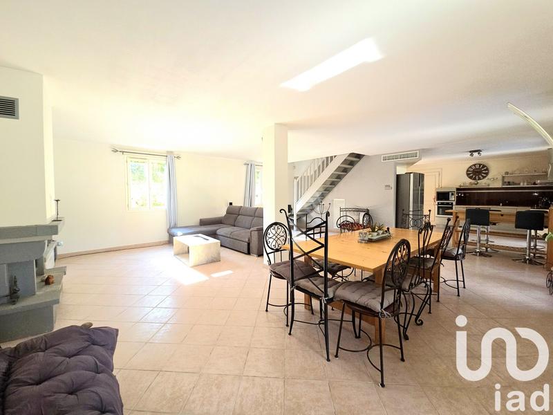 Maison - 158 m² - 5 pièces