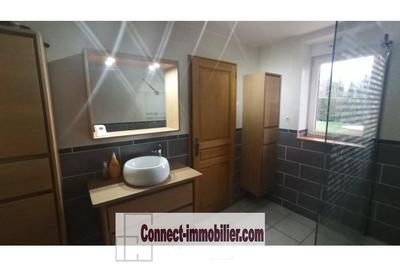 Maison - 210 m² - 6 pièces