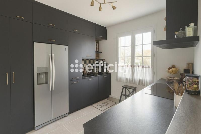 Maison - 160 m² - 6 pièces