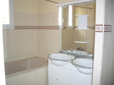 Appartement - 93 m² - 3 pièces