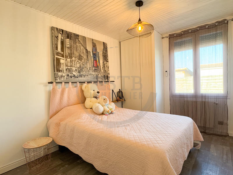 Maison - 97 m² - 5 pièces