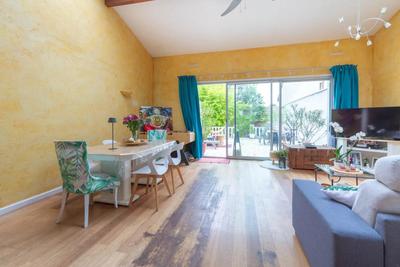 Appartement - 101 m² - 4 pièces