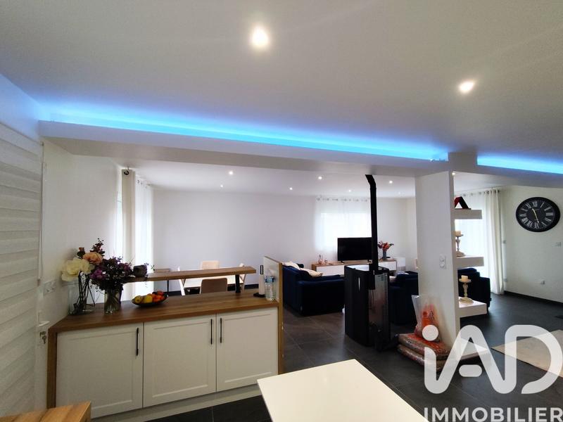 Maison - 151 m² - 6 pièces