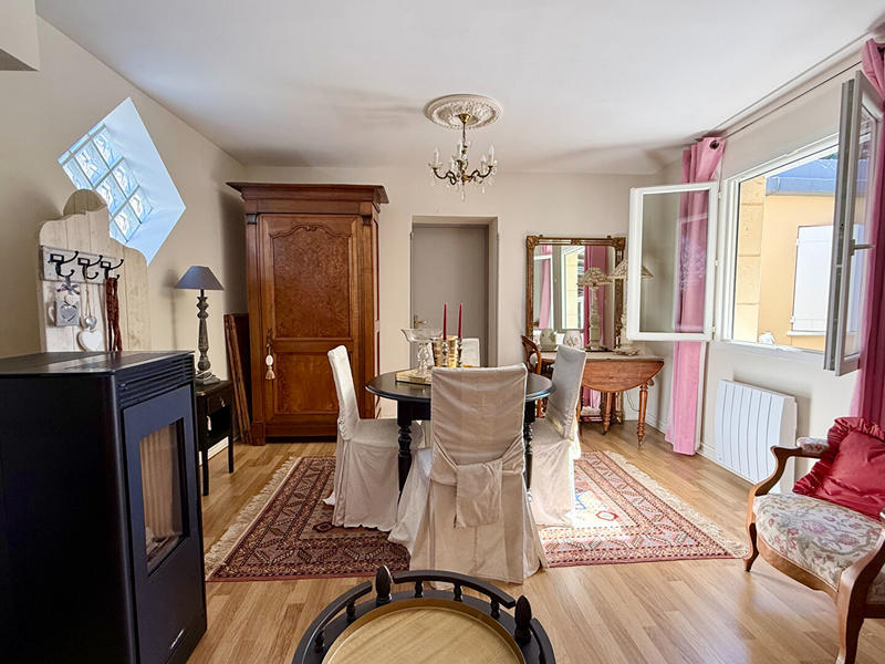 Maison - 150 m² - 5 pièces