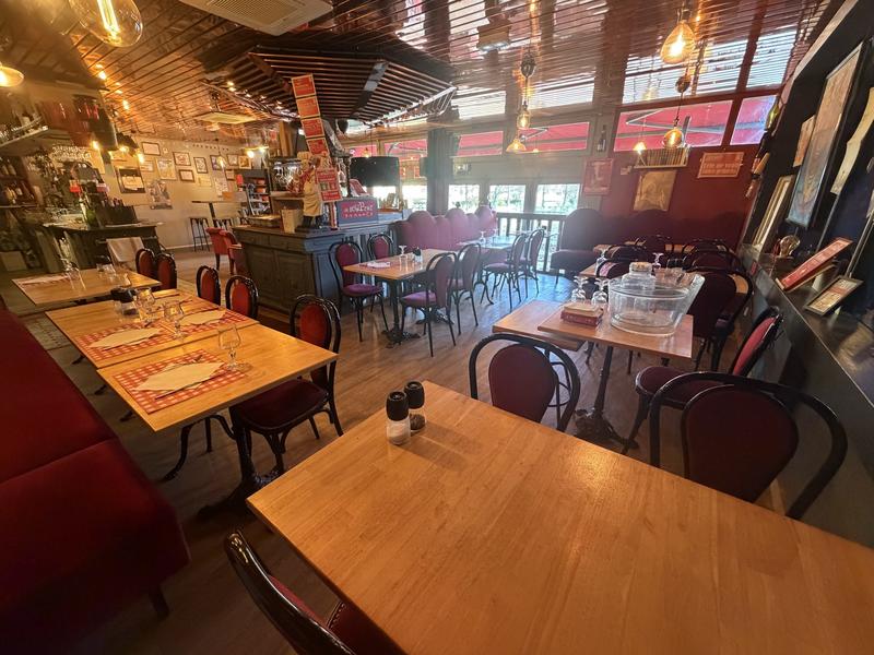 Fonds de commerce - Hôtellerie / Restauration - 150 m²