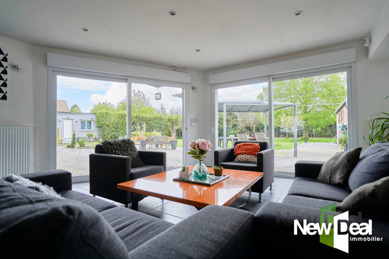 Maison bourgeoise - 391 m² - 9 pièces