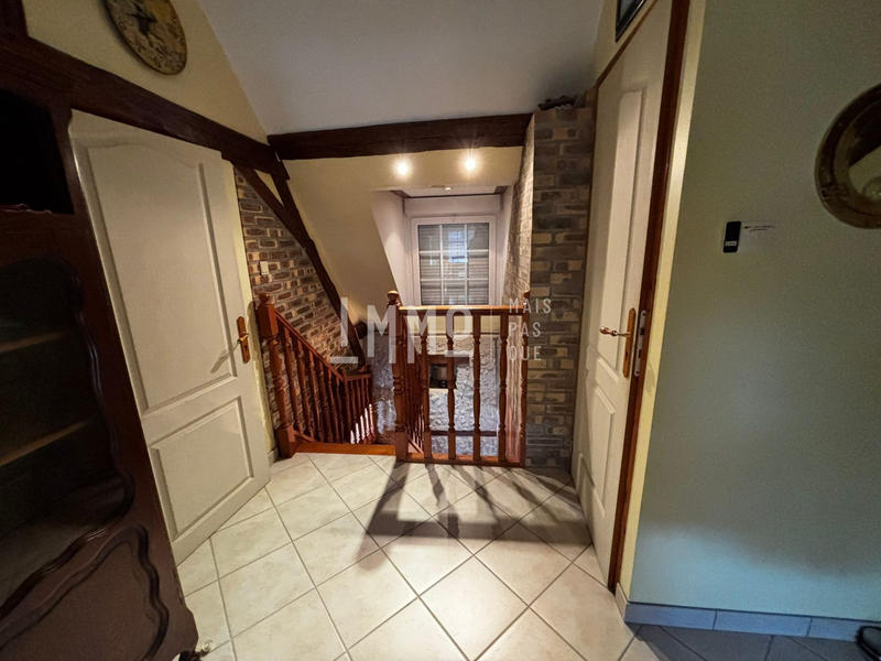 Maison - 173 m² - 9 pièces