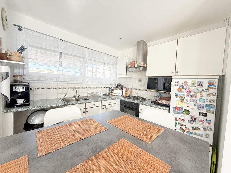 Maison - 97 m² - 5 pièces