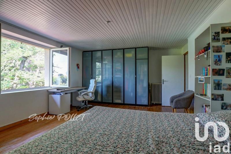 Maison - 350 m² - 10 pièces