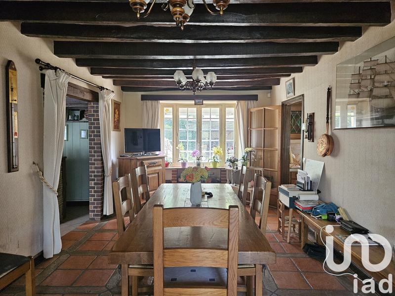 Maison - 381 m² - 11 pièces