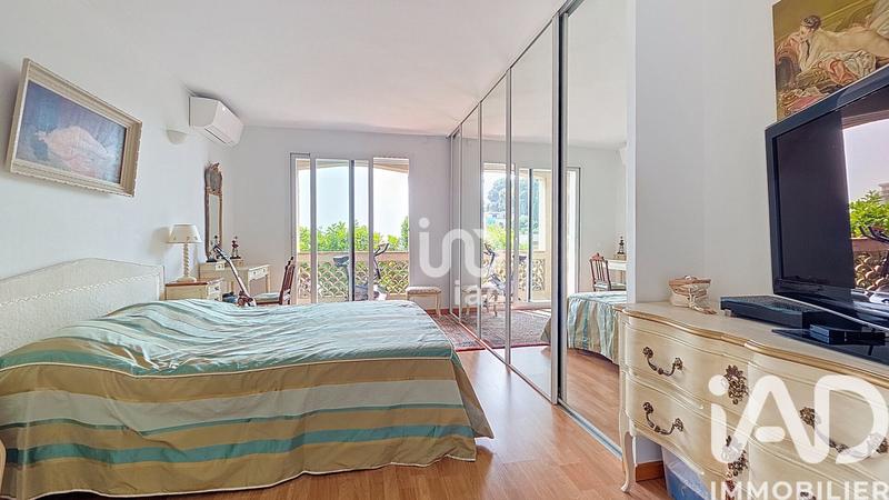 Appartement - 150 m² - 6 pièces