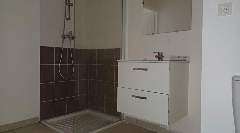 Studio - 28 m² - 1 pièce