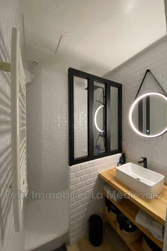 Appartement - 75 m² - 4 pièces