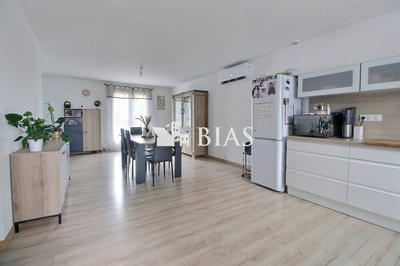 Maison - 88 m² - 4 pièces