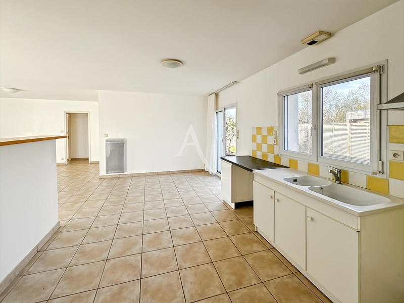 Maison - 86 m² - 4 pièces