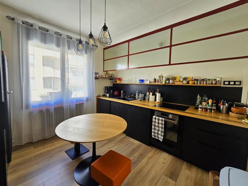 Maison - 189 m² - 6 pièces