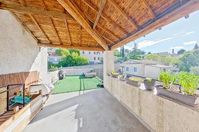 Maison - 198 m² - 5 pièces