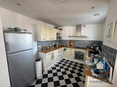 Appartement - 98 m² - 3 pièces