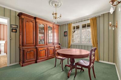 Maison - 200 m² - 7 pièces